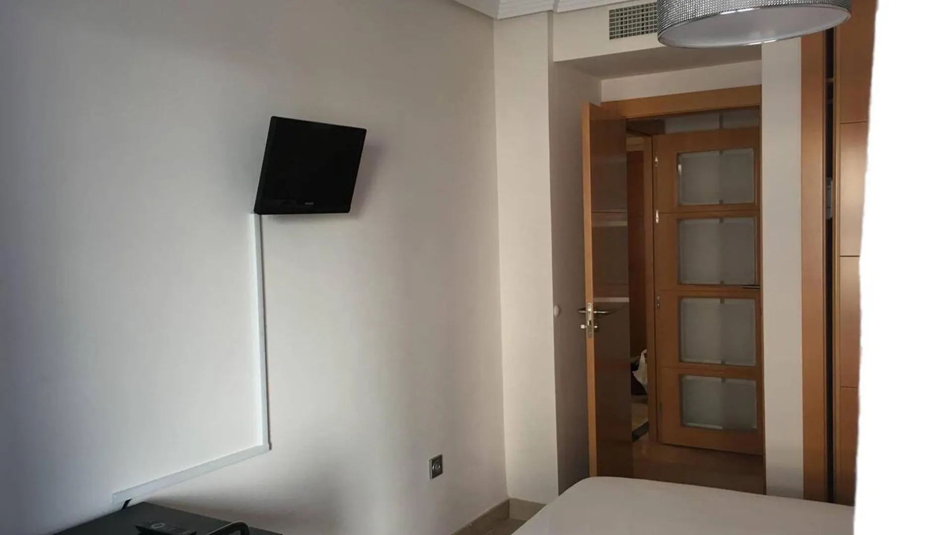 Comfortable Apartment In The Centre Of Malaga 60 M² Parking
